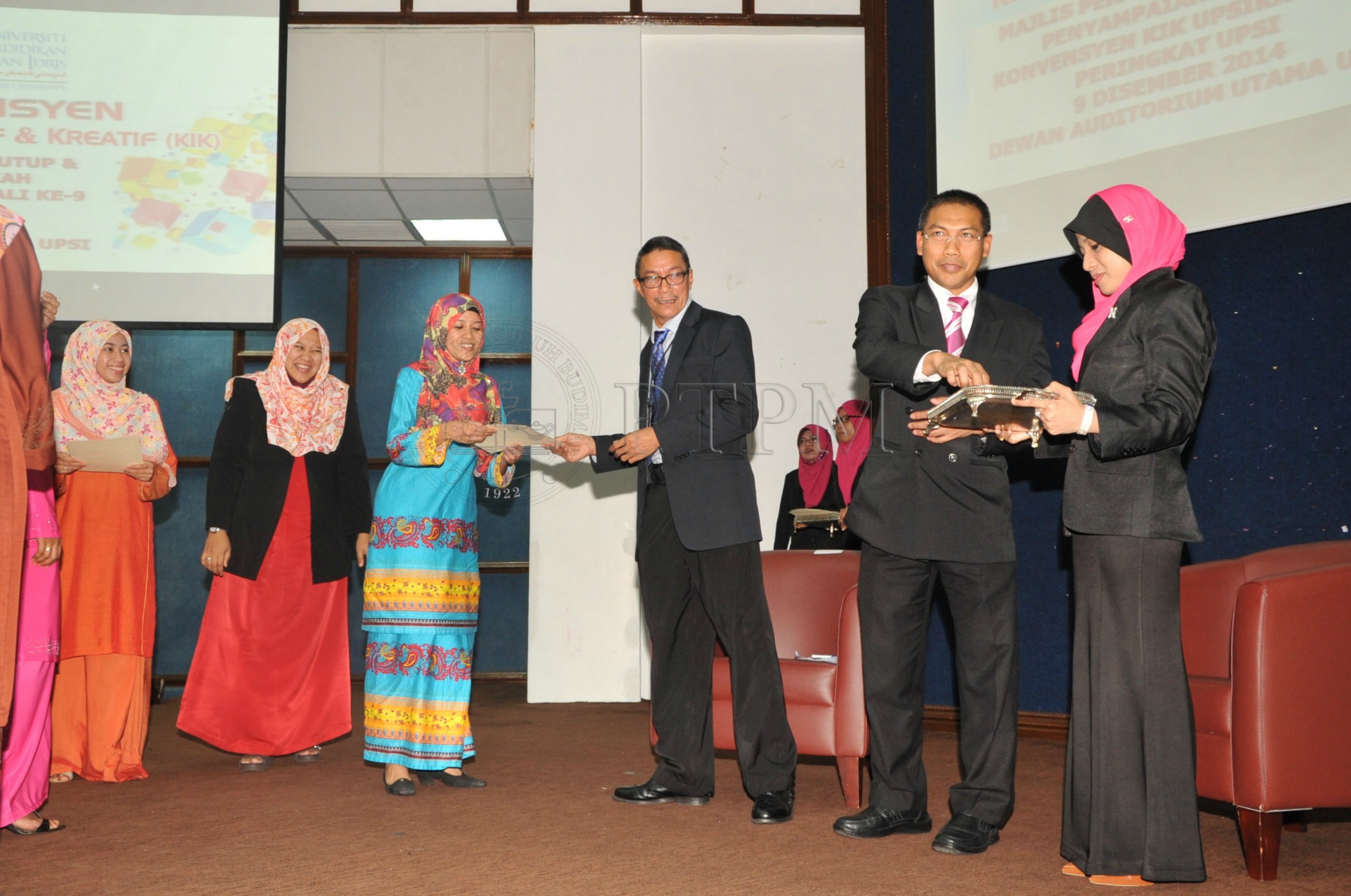 PRO 14 126 KIKPRO 2577